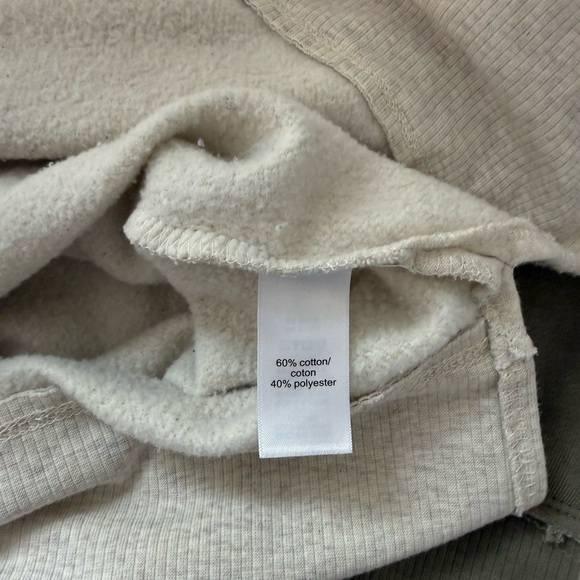 Maurices Snap Button Sweatshirt Cream Colorblock Sleeve Oversized Medium Women’s - Picture 10 of 11